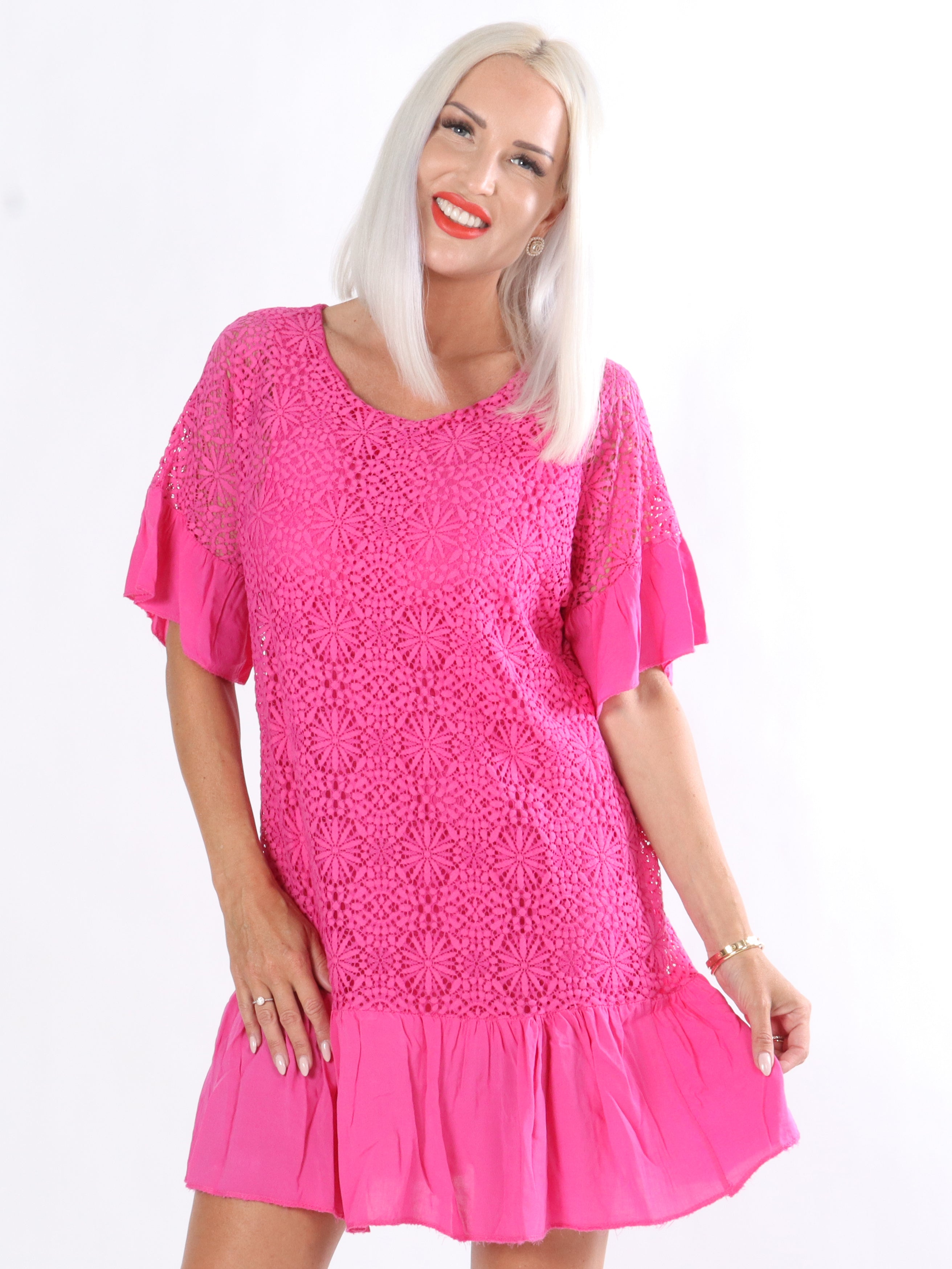 Lilly - Klänning med spets och söta tofsar